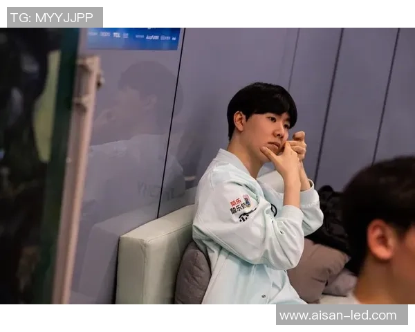 S15半决赛精彩回顾T1与TES第一局对决亮点分析